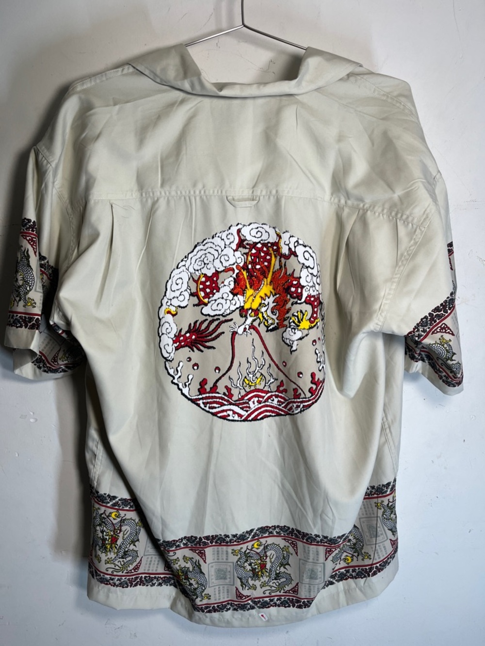 Pepe Jeans London Dragon Shirt Sz L NEW Vintage